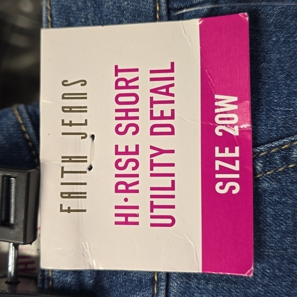 Hi-Rise Short Utility Detail | Faith Jeans | 20W - Picture 7 of 14